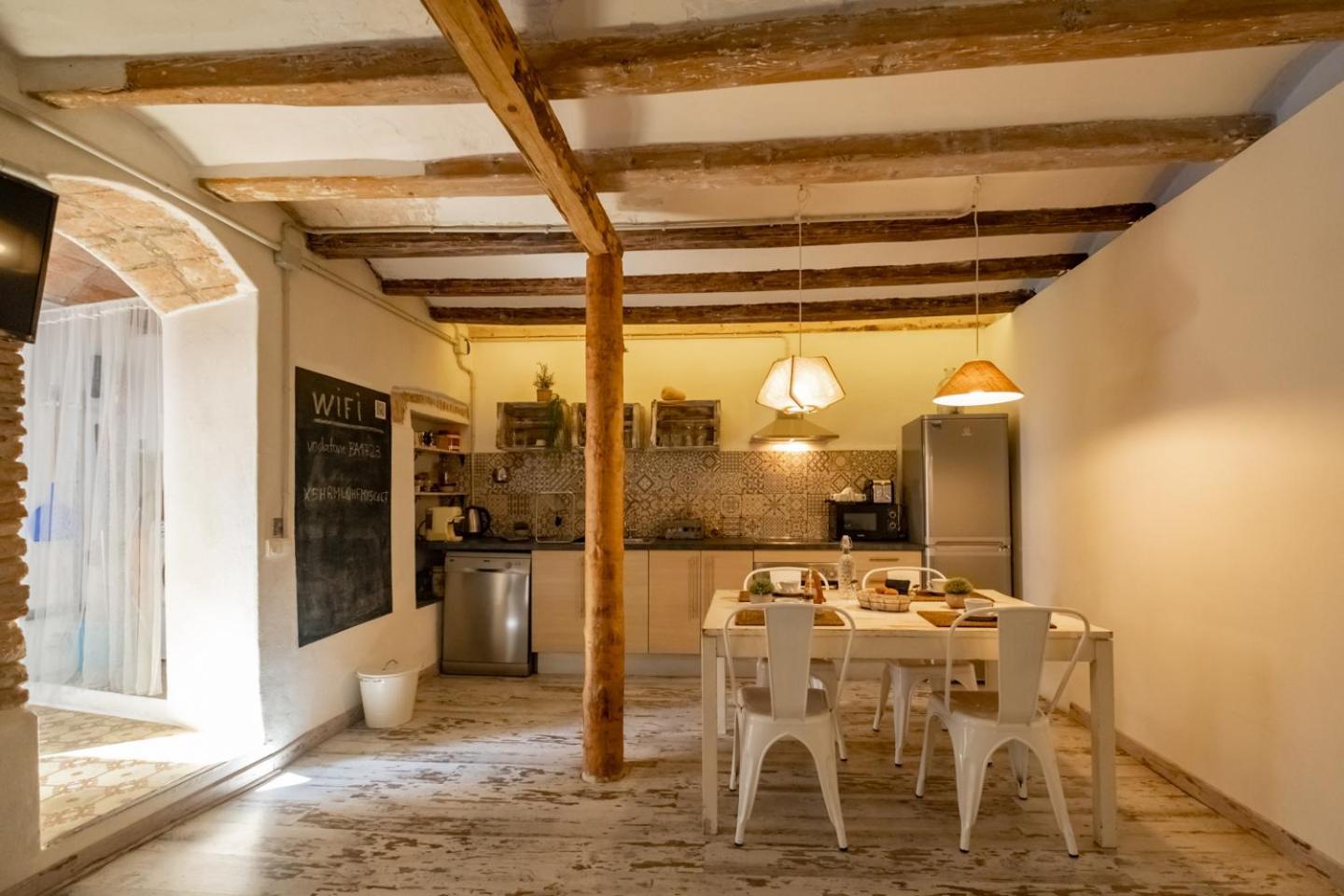 Apartamento En El Corazon De Tarragona. Planta Baja Con Patio. Exterior photo