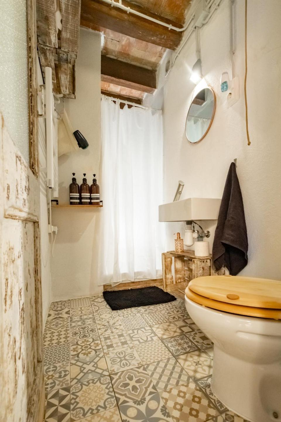 Apartamento En El Corazon De Tarragona. Planta Baja Con Patio. Exterior photo